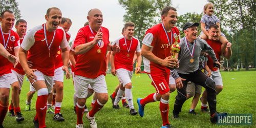 Сборная администрации города Курска стала победителем футбольного турнира